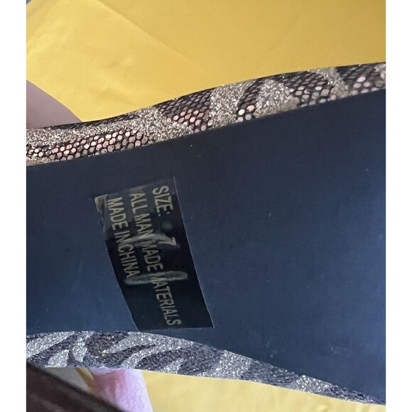 Charlotte Russe Gold Glitter Animal Print Stiletto Heels Size 7 EUC - Picture 5 of 5